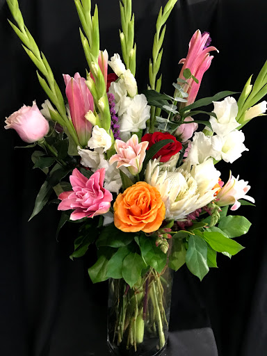 Florist «The Twisted Tulip», reviews and photos, 300 Fillmore St, Denver, CO 80206, USA