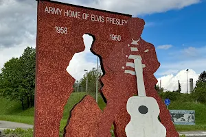 Elvis Presley Statue image