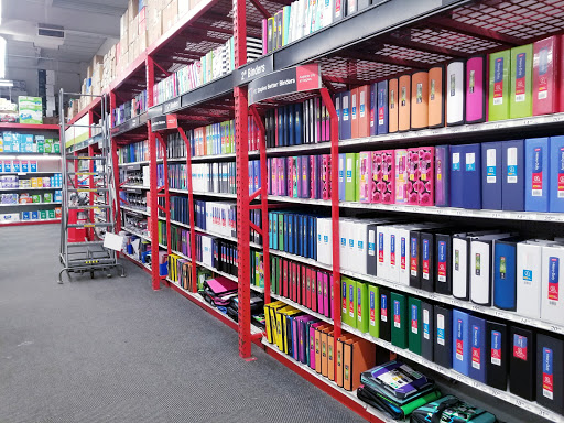 Office Supply Store «Staples», reviews and photos, 209-34 Northern Blvd, Bayside, NY 11361, USA