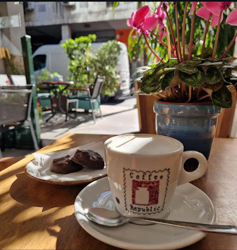 Χαρ. Τρικούπη 11, Αθήνα 106 79