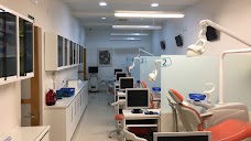 Clinica de Ortodoncia De López Moya Germán en Cádiz