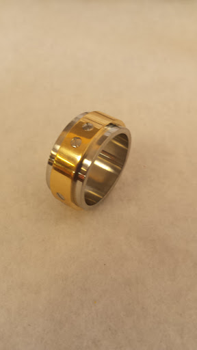 Jewelry Repair Service «Quikset Jewelry & Watch Repair», reviews and photos, 4848 Lemmon Ave #108, Dallas, TX 75219, USA