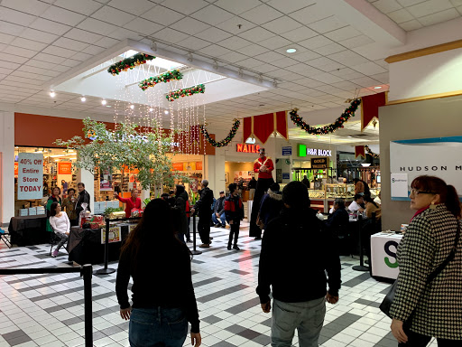 Shopping Mall «Hudson Mall», reviews and photos, 701 NJ-440, Jersey City, NJ 07304, USA