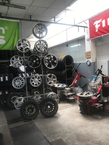 Отзиви за Tyre Clinic в Русе - магазин за гуми