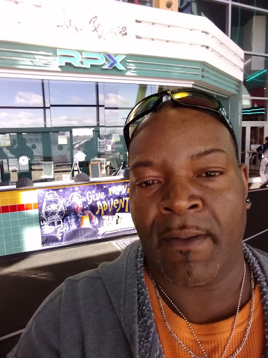 Movie Theater «Regal Cinemas Fairfield Commons 20 & RPX», reviews and photos, 2651 Fairfield Commons, Beavercreek, OH 45431, USA