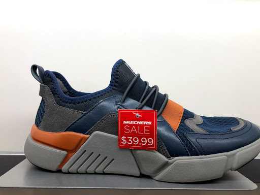Shoe Store «SKECHERS Factory Outlet», reviews and photos, 163-11 Jamaica Ave, Jamaica, NY 11432, USA