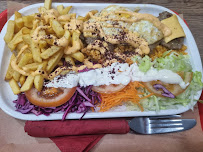 Plats et boissons du Kebab Izmir Express à Roubaix - n°3