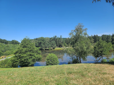 L'étang des trois ponts à Bugeat