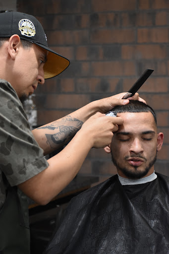 Barber Shop «The Boulevard Barber Shop», reviews and photos, 4746 Rainbow Blvd, Westwood, KS 66205, USA