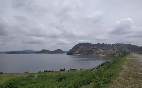 Usuma Lower Dam image
