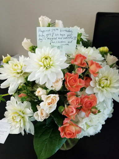 Florist «Blossoms Flower Shop», reviews and photos, 147 E Sailer Dr, San Mateo, CA 94403, USA