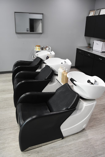 Beauty Salon «Le Reve Salon & Spa», reviews and photos, 780 Community Dr #4, North Liberty, IA 52317, USA