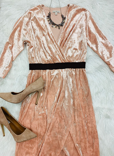 Used Clothing Store «Clothes Mentor», reviews and photos, 2701 N Mall Dr, Virginia Beach, VA 23452, USA