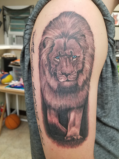 Tattoo Shop «Grapes Designs», reviews and photos, 103 S 3rd St, Scottsville, KY 42164, USA