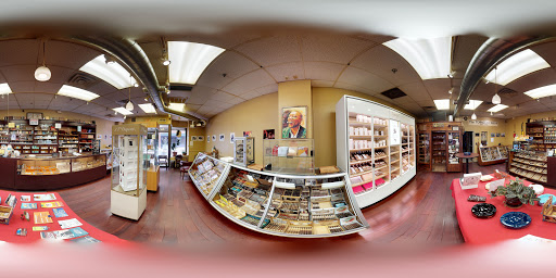 Tobacco Shop «Tobacco Shop LLC», reviews and photos, 89 Pratt St, Hartford, CT 06103, USA