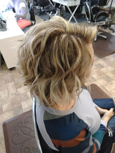 Beauty Salon «Hotlines Beauty Supply, Salon & Boutique», reviews and photos, 4655 S 1900 W, Roy, UT 84067, USA