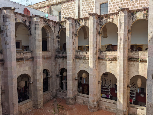 Instituto del Artesano Michoacano