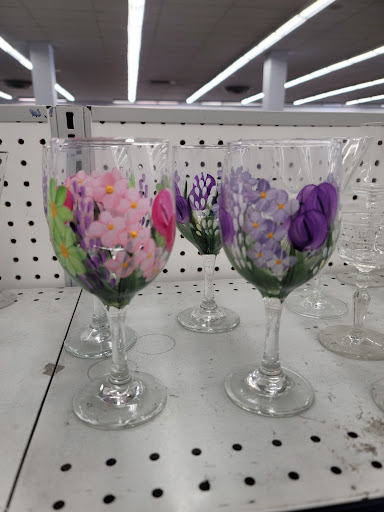 Thrift Store «Goodwill Colonial Heights Retail Store», reviews and photos