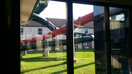 Hotel «Ramada Williamsburg and Wasserbahn Waterpark», reviews and photos, 2211 U Ave, Williamsburg, IA 52361, USA