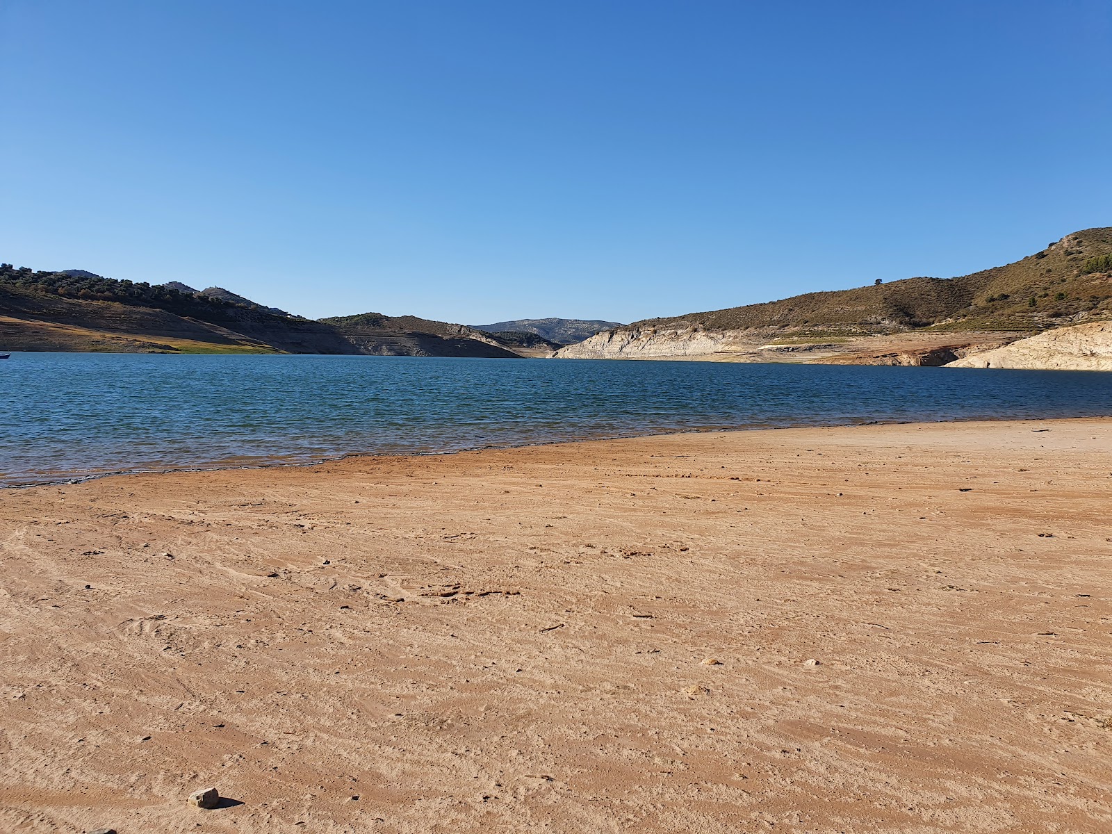 Foto von Playa de Valdearenas - beliebter Ort unter Entspannungskennern