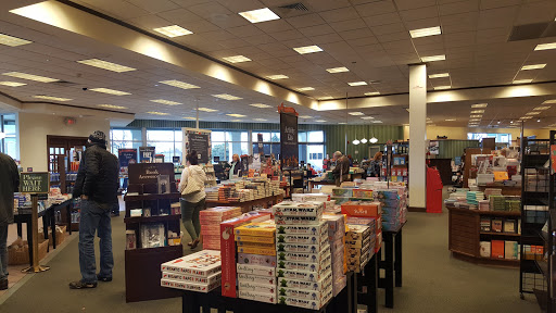 Book Store «Barnes & Noble», reviews and photos, 3685 W Dublin Granville Rd, Columbus, OH 43235, USA
