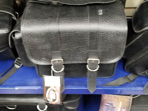 Motorcycle Parts Store «Cycle Gear», reviews and photos, 11702 Beach Blvd #105/106, Jacksonville, FL 32246, USA