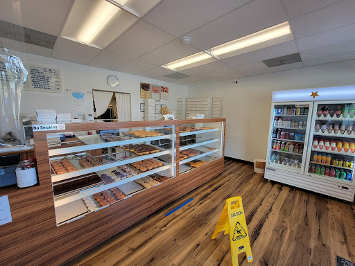 Donut Shop «Goldstar Donut Shop», reviews and photos, 1246 Whitfield Ave, Sarasota, FL 34243, USA