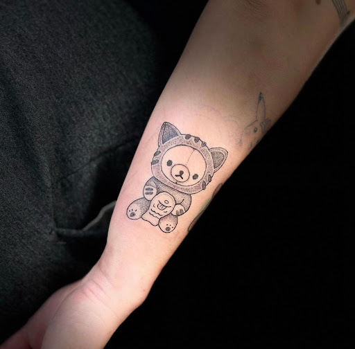 Explore isaiah 41 10 tattoo ideas, creative tattoo ideas in Bogota, available at Lolas Tattoo Shop