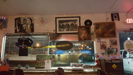 Bakery «Joliet Bakery Deli & Liquors», reviews and photos, 821 Plainfield Rd, Joliet, IL 60435, USA