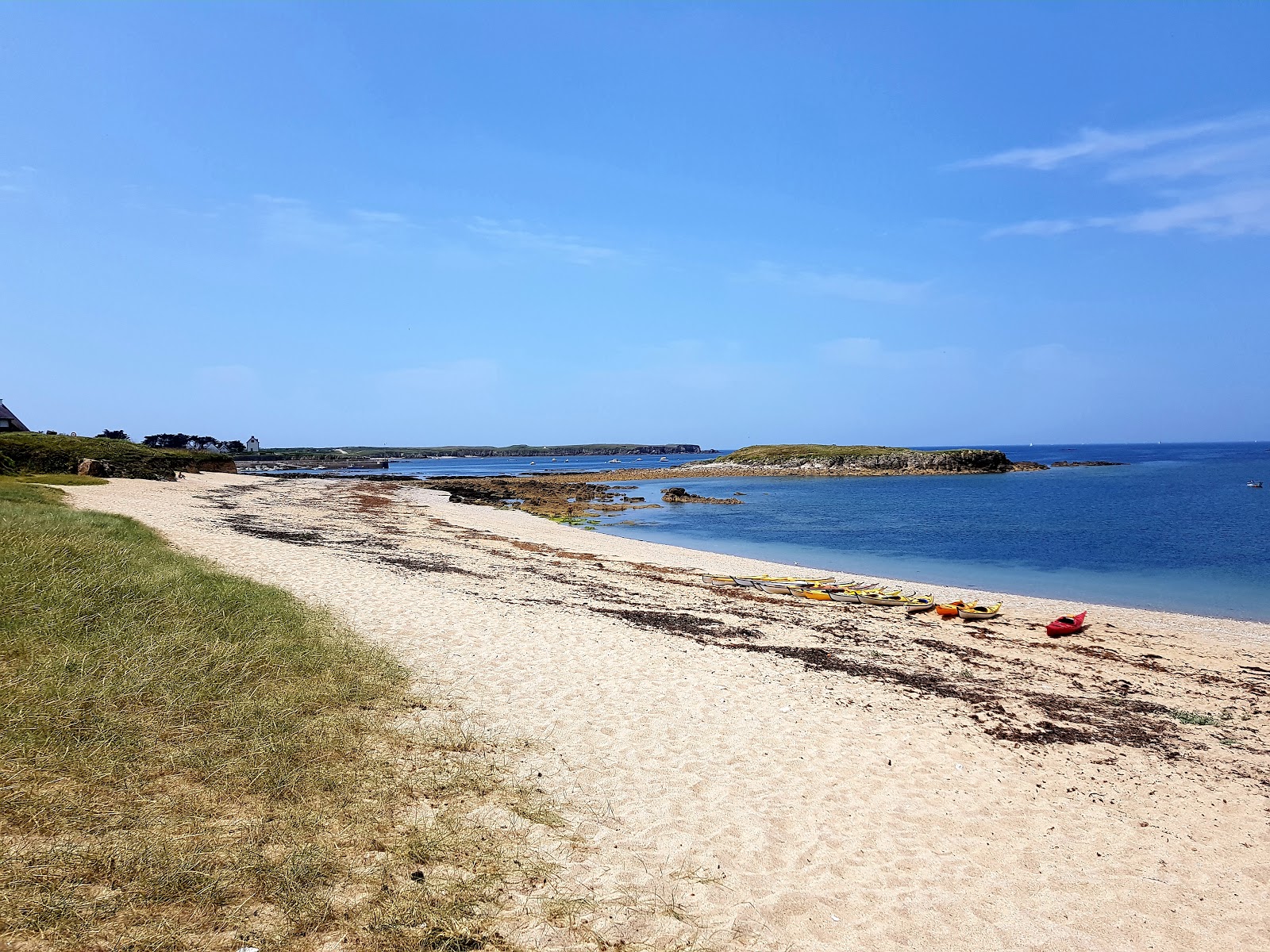 Foto von Penthievre beach mit beiger sand Oberfläche