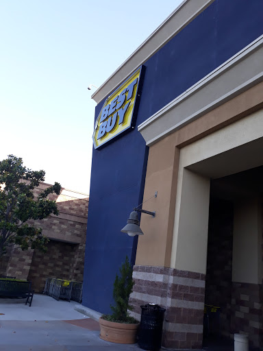 Best Buy image