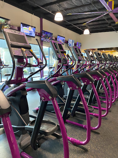 Gym «Planet Fitness», reviews and photos, 1001 SE Tualatin Valley Hwy, Hillsboro, OR 97123, USA
