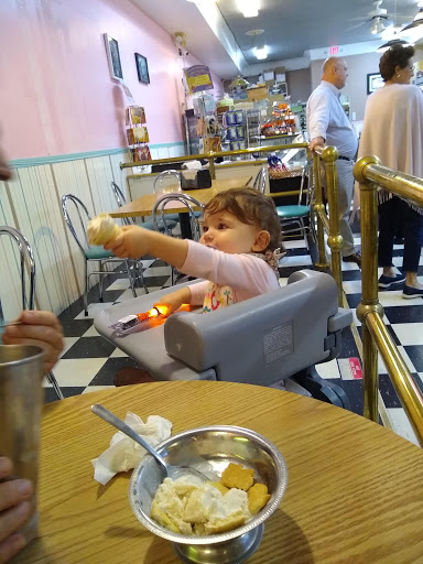 Dessert Shop «Chocolate Bar Cafe», reviews and photos, 20737 Mack Ave, Grosse Pointe Woods, MI 48236, USA