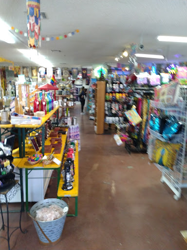 Tobacco Shop «The Melting Pot World Emporium & Smoke Shop», reviews and photos, 1049 S Virginia St, Reno, NV 89502, USA