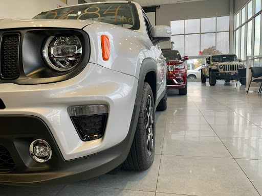 Jeep Dealer «Dulles Chrysler Jeep Dodge Ram Viper», reviews and photos, 109 Catoctin Cir SE, Leesburg, VA 20175, USA