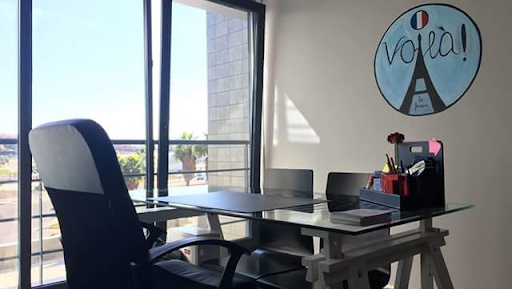Voilà le Français!, Escuela de idiomas en Gines,Sevilla