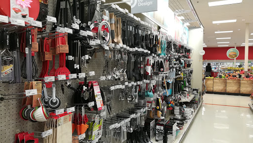Department Store «Target», reviews and photos, 6100 Shingle Creek Pkwy, Brooklyn Center, MN 55430, USA