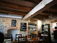Atmosphère du Restaurant Le St Georges à Port-Saint-Père - n°2