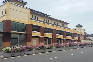 Kompleks Pekan Rabu Kluang image