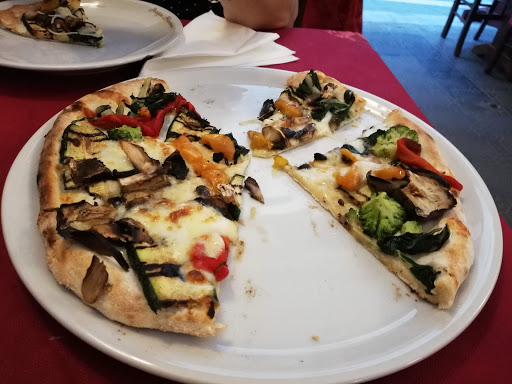 Magico Alverman ristorante abruzzese e pizzeria forno a legna (anche a pranzo) in Chieti, Provincia di Chieti
