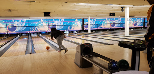 Bowling Alley «Miracle Lanes», reviews and photos, 4045 William Penn Hwy, Monroeville, PA 15146, USA