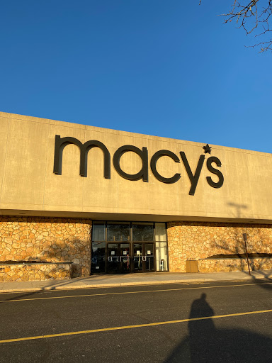 Shopping Mall «Deptford Mall», reviews and photos, 1750 Deptford Center Rd, Deptford Township, NJ 08096, USA