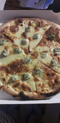 Plats et boissons du Pizzeria BUDDY’S PIZZA à Sin-le-Noble - n°1