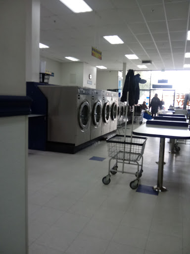 Laundromat «Elk Grove Launderland», reviews and photos, 8767 Elk Grove Blvd, Elk Grove, CA 95624, USA
