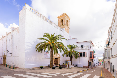 Palliser Law Firm & Menorca Advance Hub Carrer des Forn, 24, 07730 Alaior, Illes Balears, España