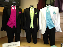 Roberts House of Formals Warehouse - Photo 4 - Car repair in Fall River, MA, New Bedford