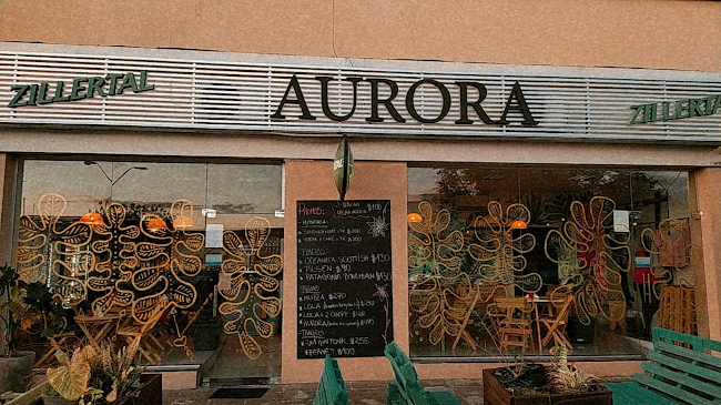 Aurora Concept Store Food&Fashion