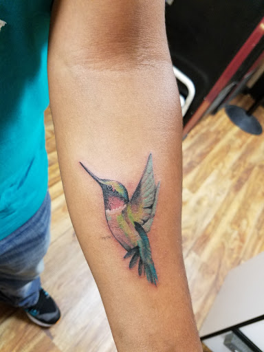 Tattoo Shop «Famous Tattoo & Body Piercing», reviews and photos, 1973 S Victoria Ave, Ventura, CA 93003, USA