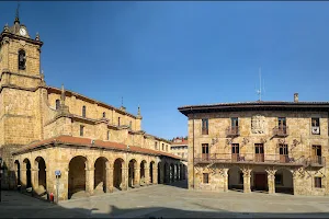 Ayuntamiento de Legazpi image