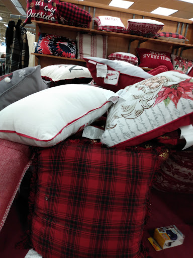 Clothing Store «Burlington Coat Factory», reviews and photos, 1 Padanaram Rd, Danbury, CT 06811, USA